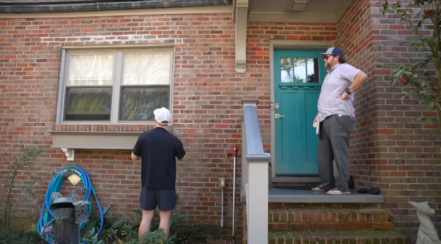 San Clemente homeowner satisfied with professional window cleaning results — spotless coastal glass