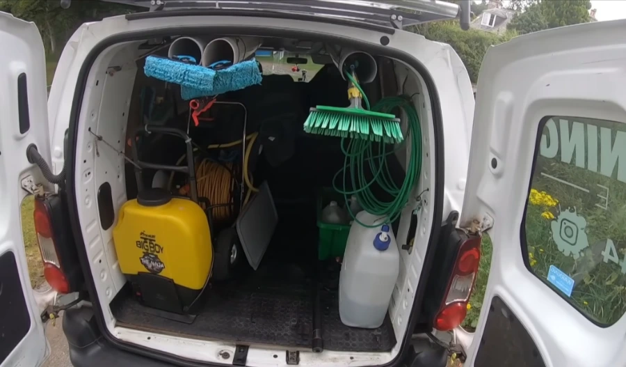 Professional window cleaning equipment including deionized water system and water-fed pole — San Clemente CA